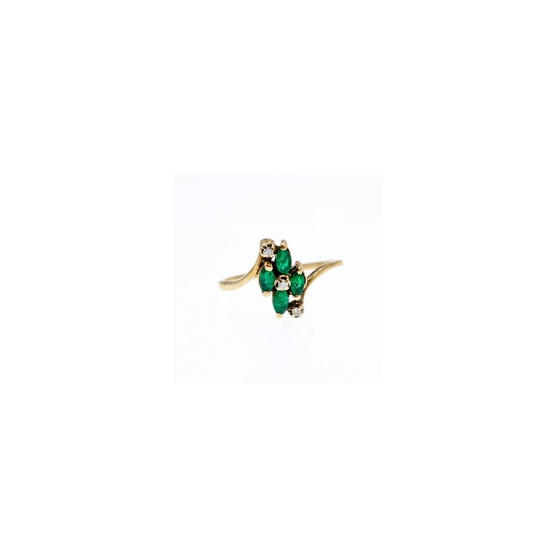 10K YELLOW GOLD  EMERALD & DIAMONDS RING SIZE 6.75