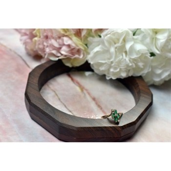 10K YELLOW GOLD  EMERALD & DIAMONDS RING SIZE 6.75