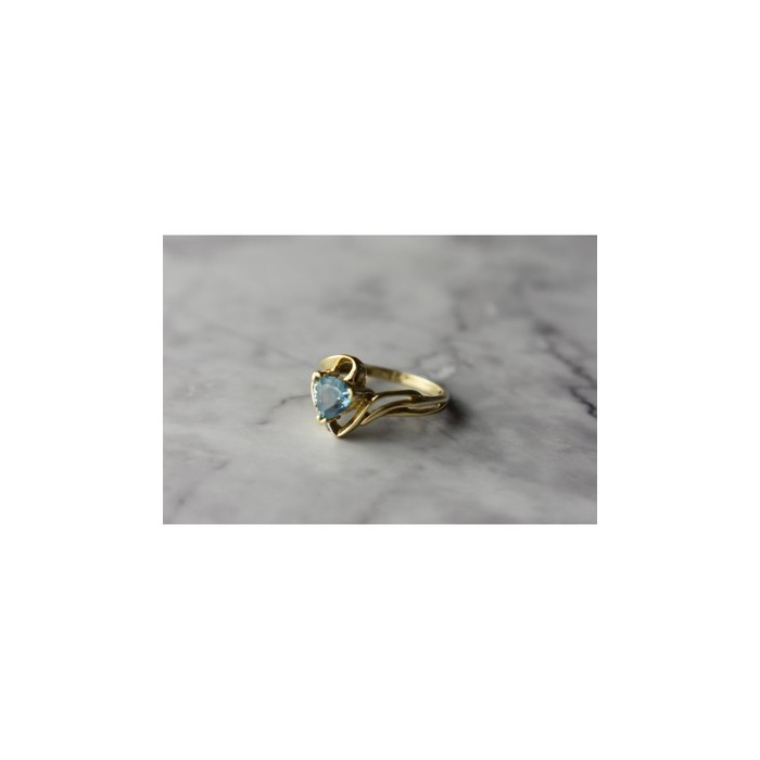10K YELLOW GOLD TOPAZ & DIAMONDS RING SIZE 6.75