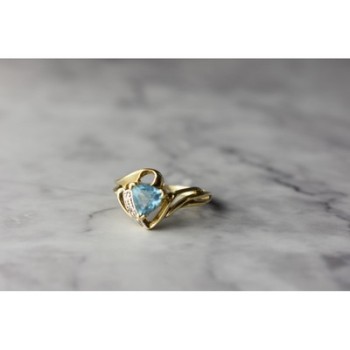 10K YELLOW GOLD TOPAZ & DIAMONDS RING SIZE 6.75