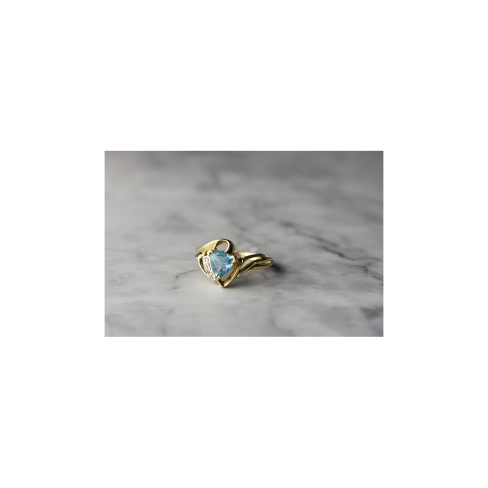 10K YELLOW GOLD TOPAZ & DIAMONDS RING SIZE 6.75