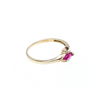 10K YELLOW GOLD RUBY & DIAMONDS RING SIZE 6.75