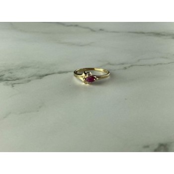 10K YELLOW GOLD RUBY & DIAMONDS RING SIZE 6.75