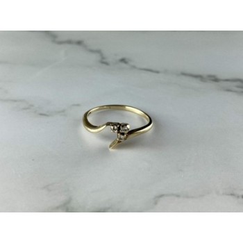 14K YELLOW GOLD DIAMONDS RING SIZE 6.75