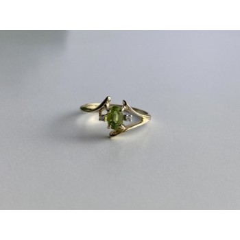 10K YELLOW GOLD PERIDOT & DIAMONDS RING SIZE 7