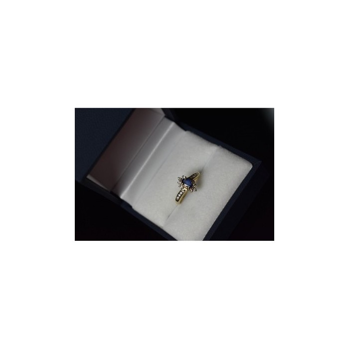10K YELLOW GOLD BLUE SAPPHIRE & DIAMONDS RING SIZE 5