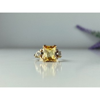 10K YELLOW GOLD YELLOW TOPAZ & DIAMONDS RING SIZE 9.75