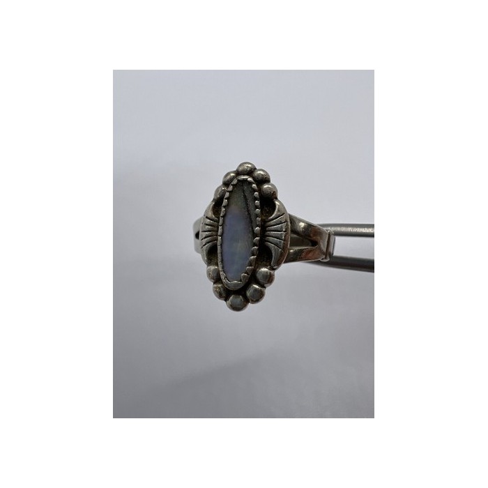 925 Sterling Silver Mother Of Pearl Ring Size 5.5