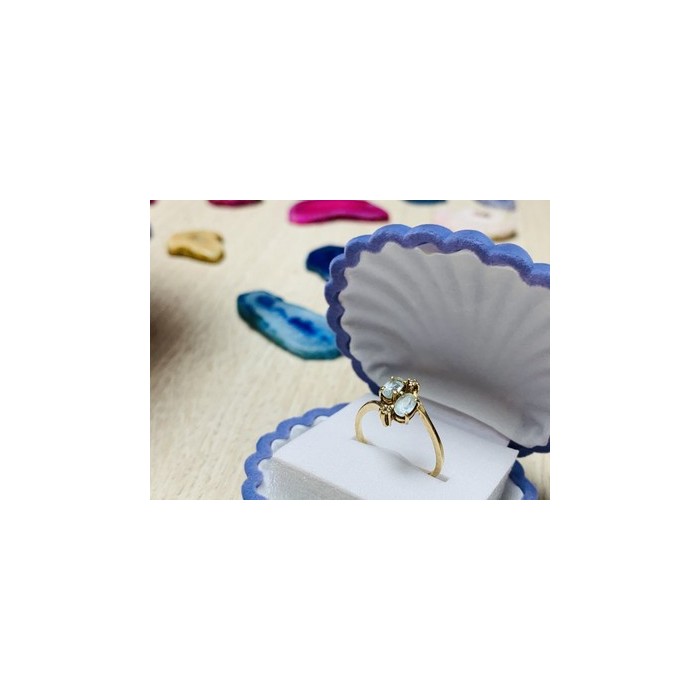 10K YELLOW GOLD  AQUAMARINE & DIAMONDS RING SIZE 5.5