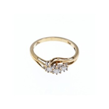 10K YELLOW GOLD SAPPHIRE RING SIZE 6.75