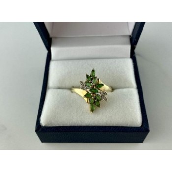 10K YELLOW GOLD  PERIDOT & DIAMONDS RING SIZE 8