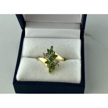 10K YELLOW GOLD  PERIDOT & DIAMONDS RING SIZE 8