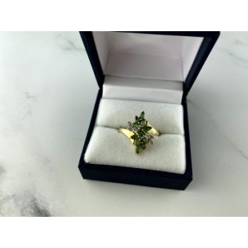 10K YELLOW GOLD  PERIDOT & DIAMONDS RING SIZE 8