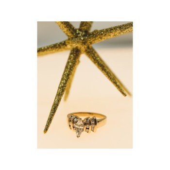 14K YELLOW GOLD DIAMONDS RING SIZE 10.5