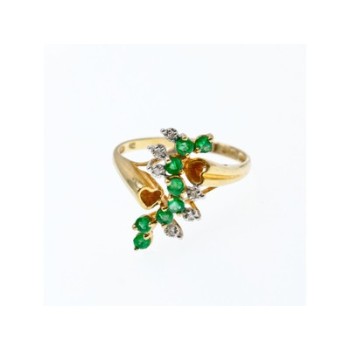 14K YELLOW GOLD EMERALD & DIAMONDS RING SIZE 8