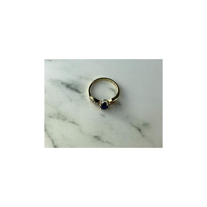 10K YELLOW GOLD BLUE & WHITE SAPPHIRE RING SIZE 6.75