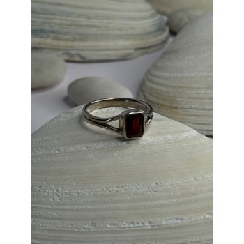 Classy 925 Sterling Silver Garnet Ring Size 8