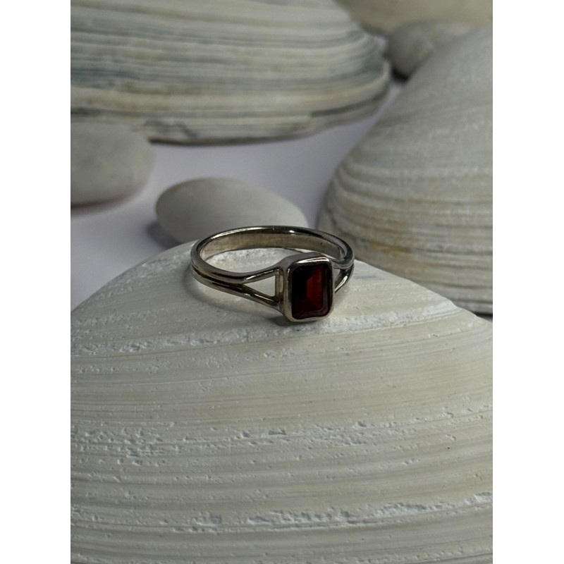 Classy 925 Sterling Silver Garnet Ring Size 8