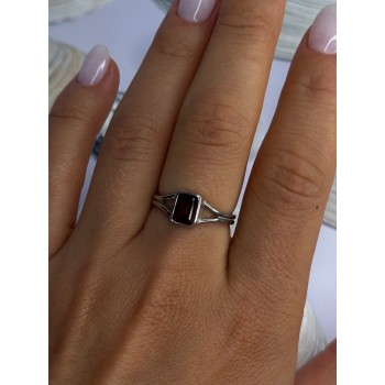Classy 925 Sterling Silver Garnet Ring Size 8