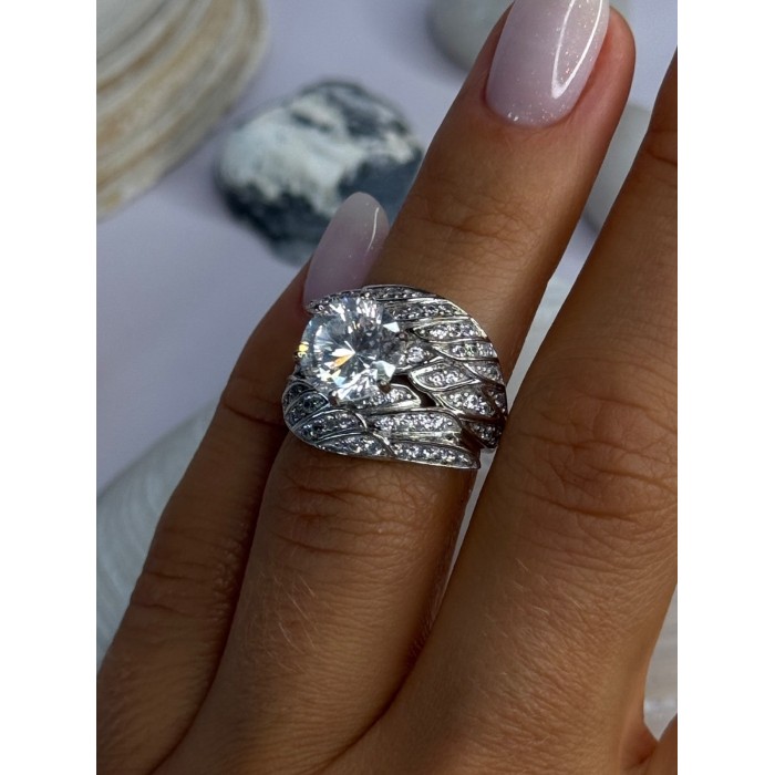 Beautiful Design 925 Sterling Silver Cz Ring Size 5.5