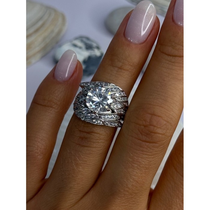 Beautiful Design 925 Sterling Silver Cz Ring Size 5.5