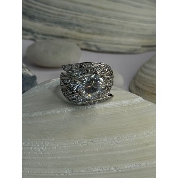 Beautiful Design 925 Sterling Silver Cz Ring Size 5.5