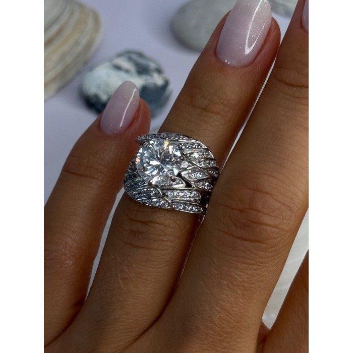 Beautiful Design 925 Sterling Silver Cz Ring Size 5.5