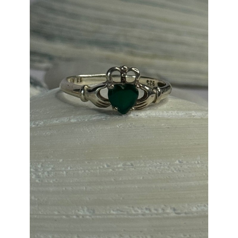 Beautiful Design 925 Sterling Silver Emerald Heart Ring Size 11