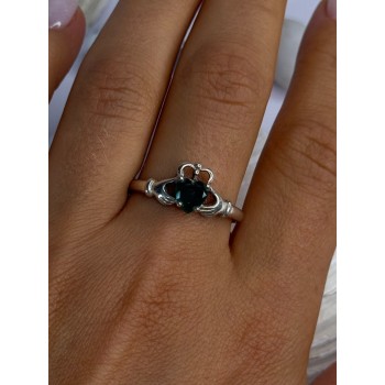 Beautiful Design 925 Sterling Silver Emerald Heart Ring Size 11