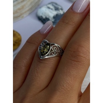 Vintage Classy Design 925 Sterling Silver Amber Ring Size 6