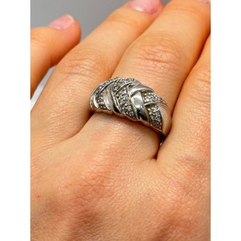925 Sterling Silver Diamonds Ring Size 8