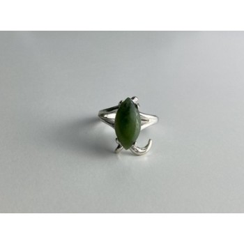 925 Sterling Silver Green Nephrite Ring Size 6.5