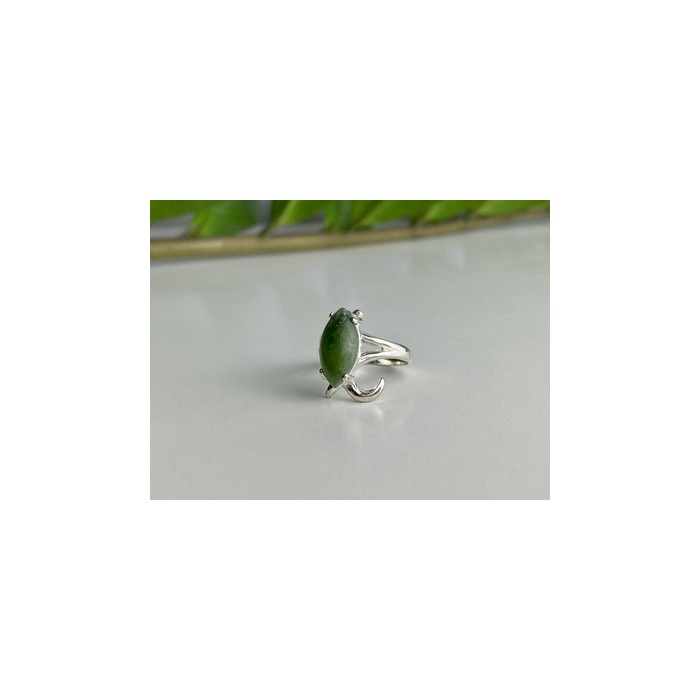 925 Sterling Silver Green Nephrite Ring Size 6.5
