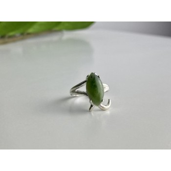 925 Sterling Silver Green Nephrite Ring Size 6.5