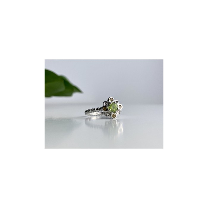 925 Sterling Silver Peridot, Citrine & White Sapphire Ring Size 7