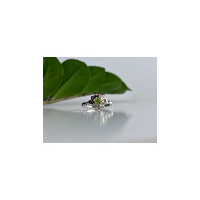 925 Sterling Silver Peridot, Citrine & White Sapphire Ring Size 7