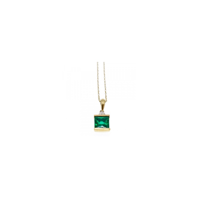 10K YELLOW GOLD EMERALD & DIAMONDS CHAIN WITH PENDANT