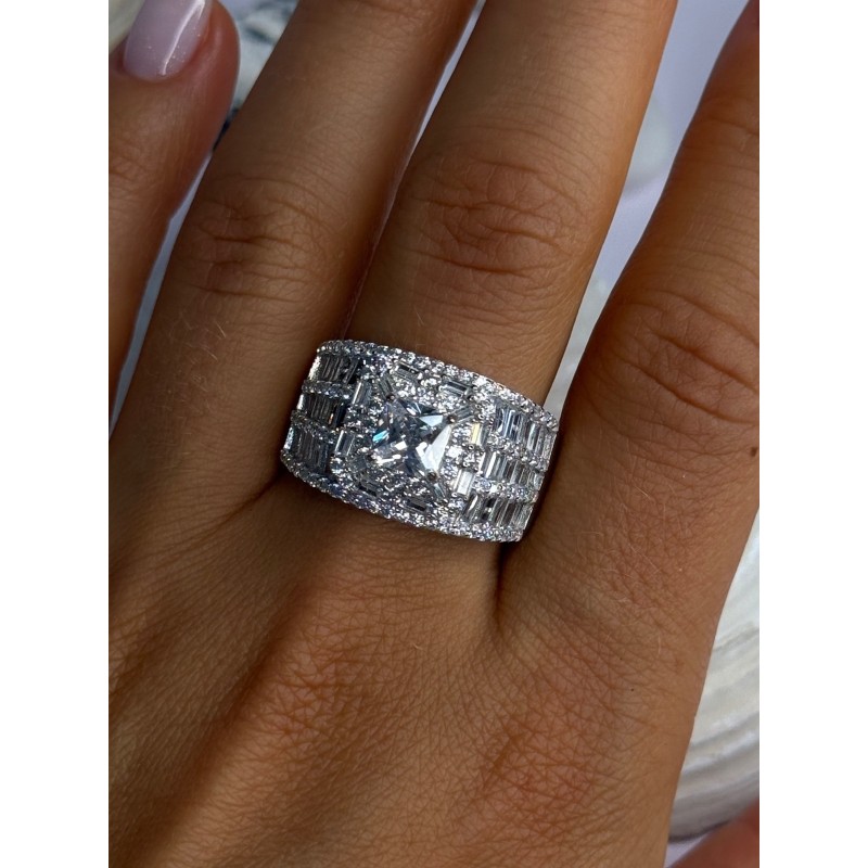 Shiny 925 Sterling Silver Cz Ring Size 11