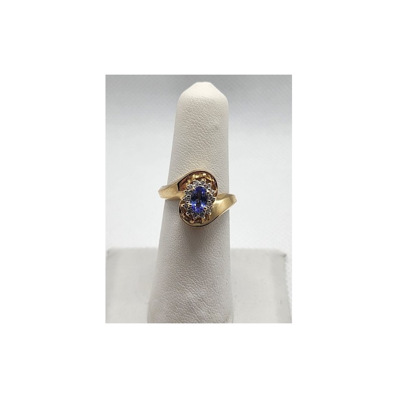 14K YELLOW GOLD TANZANITE & DIAMONDS RING  SIZE 5