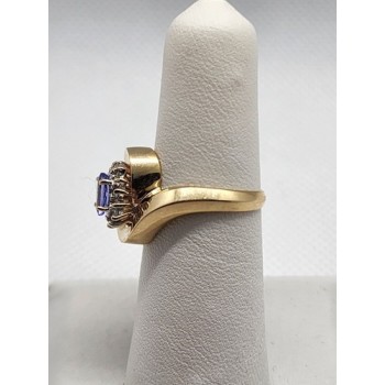 14K YELLOW GOLD TANZANITE & DIAMONDS RING  SIZE 5
