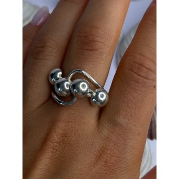 Unique Design 925 Sterling Silver Ring Size 8