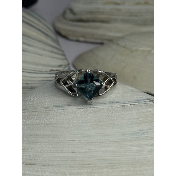 925 Sterling Silver Aquamarine Ring Size 6