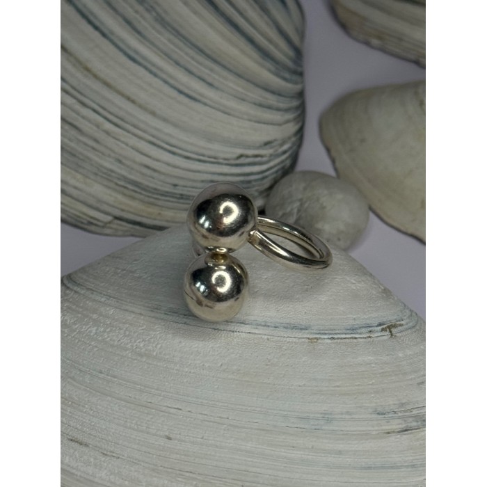 Unique Design 925 Sterling Silver Ring Size 6