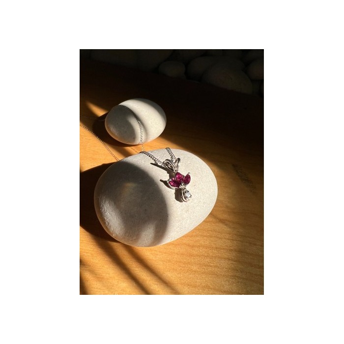 14K WHITE GOLD PENDANT NECKLACE RUBY & DIAMOND