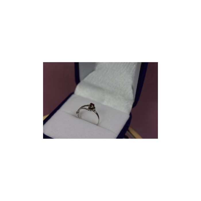 925 Sterling Silver Garnet Ring Size 5.5