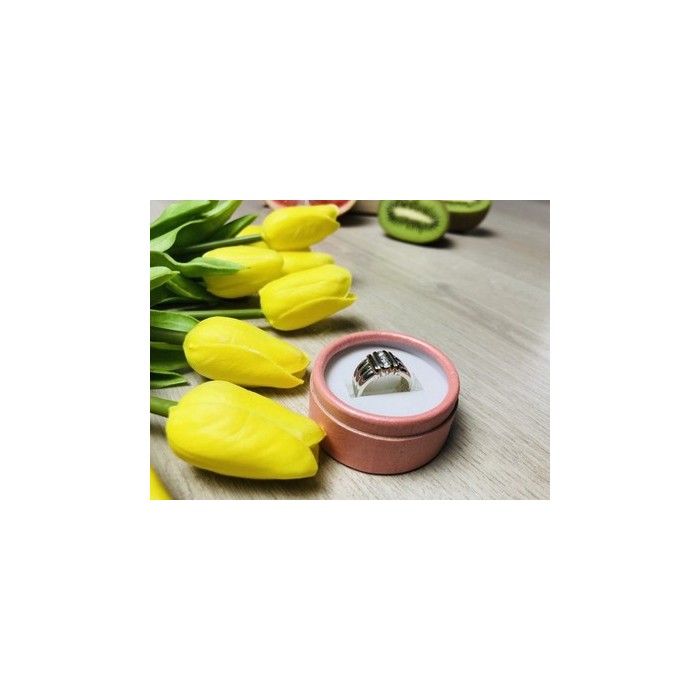 925 Sterling Silver CZ Ring Size 7.5