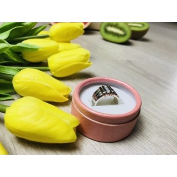 925 Sterling Silver CZ Ring Size 7.5