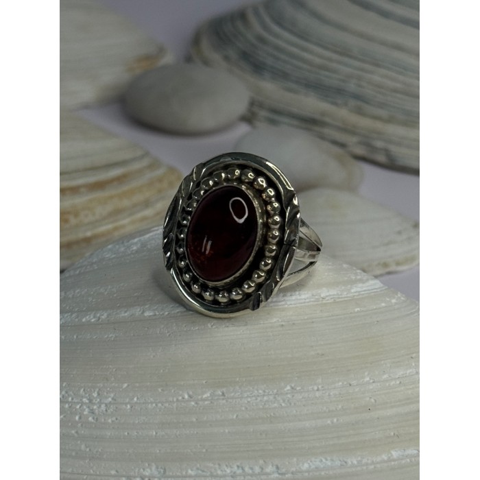 Vintage Design 925 Sterling Silver Amber Ring Size 9