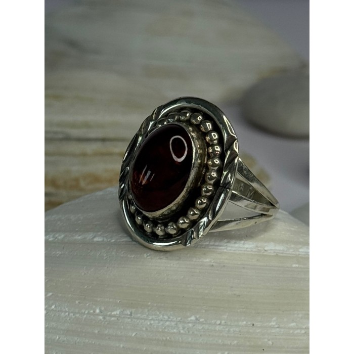 Vintage Design 925 Sterling Silver Amber Ring Size 9