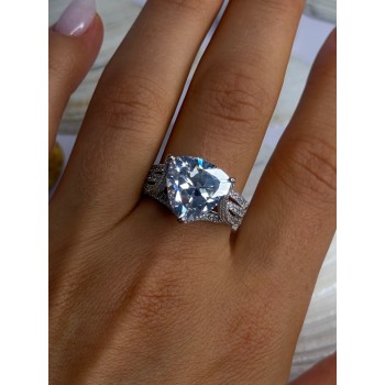 Beautiful Shiny 925 Sterling Silver Cz Ring Size 9.5